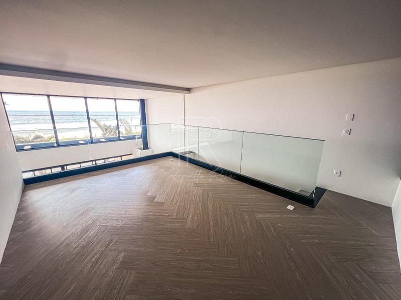 Sunrise Praia Brava — foto 9