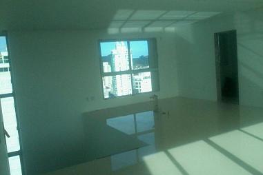 Tudo que sua família precisa. Cobertura Triplex!