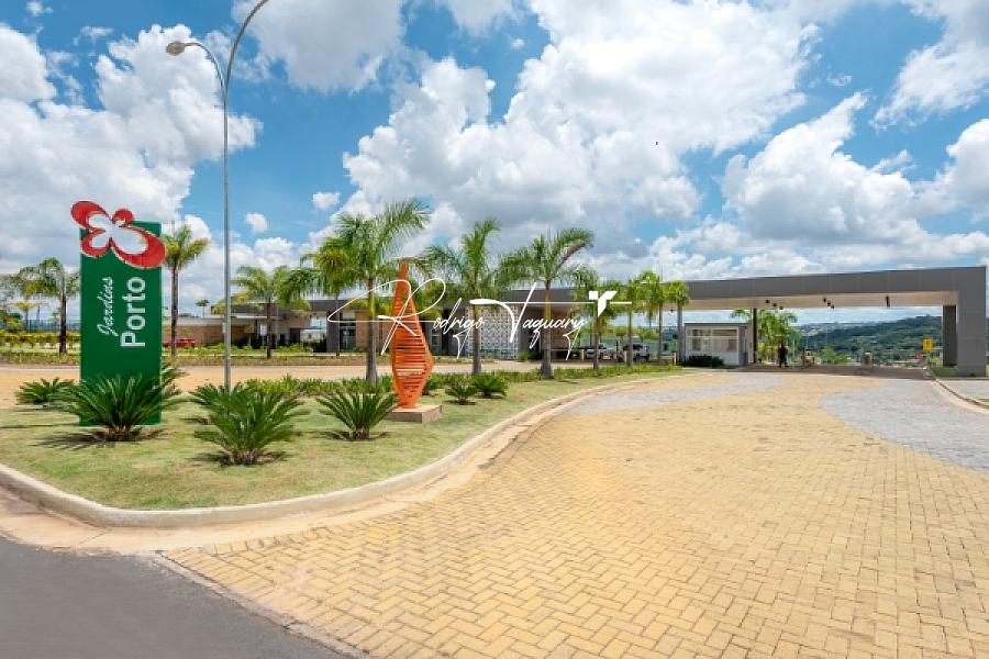 Jardins Porto | Senador Canedo | 546,40 m� | Lote de esquina | Quitado 1