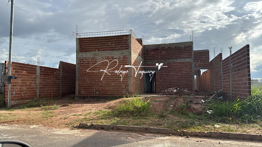 Residencial Mar�lia | Senador Canedo | 184 m� | 3 su�tes | Casa inacabada com piscina 1