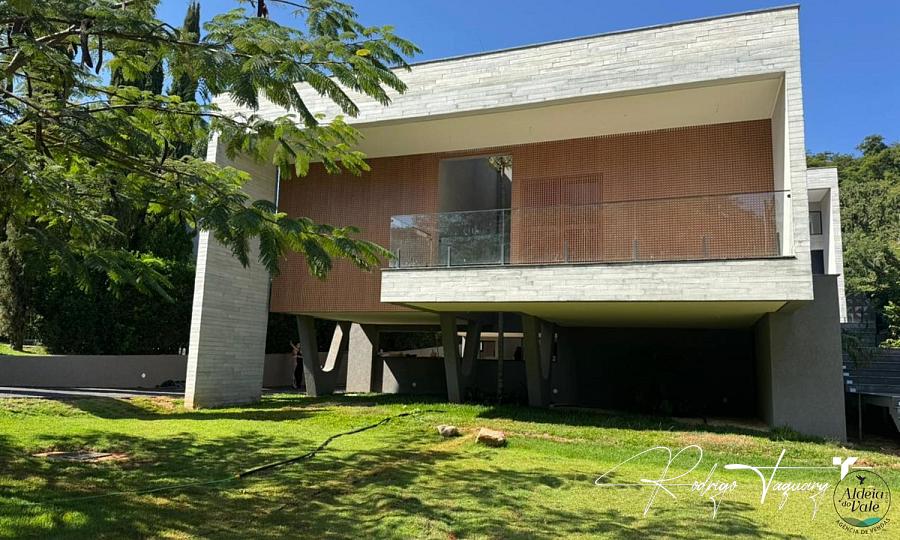 Aldeia do Vale | Goi�nia | 700 m� | 5 Su�tes | Casa T�rrea Nova 1