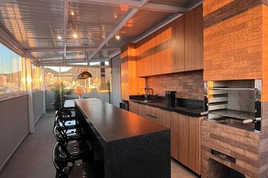 COBERTURA NO BAIRRO PEDRA BRANCA