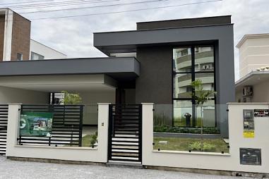 CASA TÉRREA NA PEDRA BRANCA