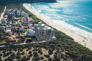 COBERTURA FRENTE MAR NA PRAIA GRANDE - GOV. CELSO RAMOS
