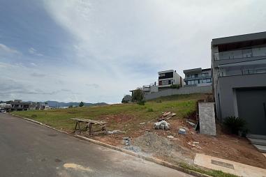 TERRENO - CONDOMÍNIO CALEDÔNIA