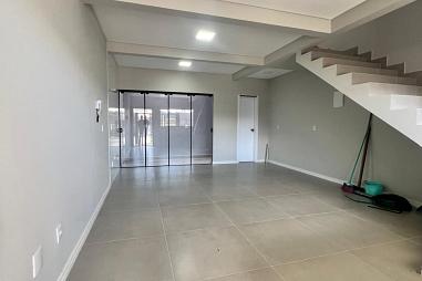 CASA - CAMBORIÚ - SC