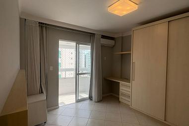 Apartamento com 3 quartos para alugar, 130m², 3 banheiros, 2 garagens - Centro - Balneário Camboriú