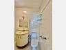 Apartamento frente mar mobiliado no Edif�cio Itamaraty, com 2 su�tes 24