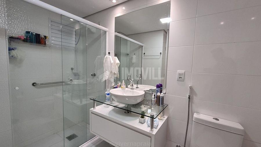 APARTAMENTO LATERAL EM PRÉDIO FRENTE MAR COM 1 SUÍTE E 2 DORMITÓRIOS PRONTO PARA MORAR. — foto 18