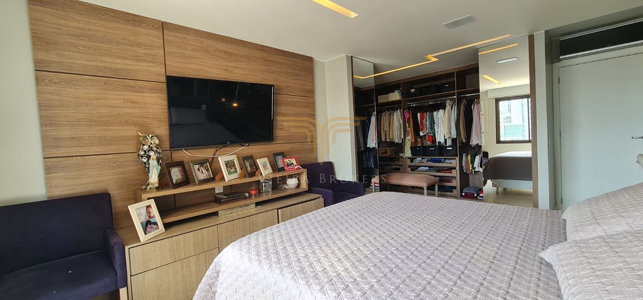 Apartamento à venda com 3 quartos, 145m² - Foto 17