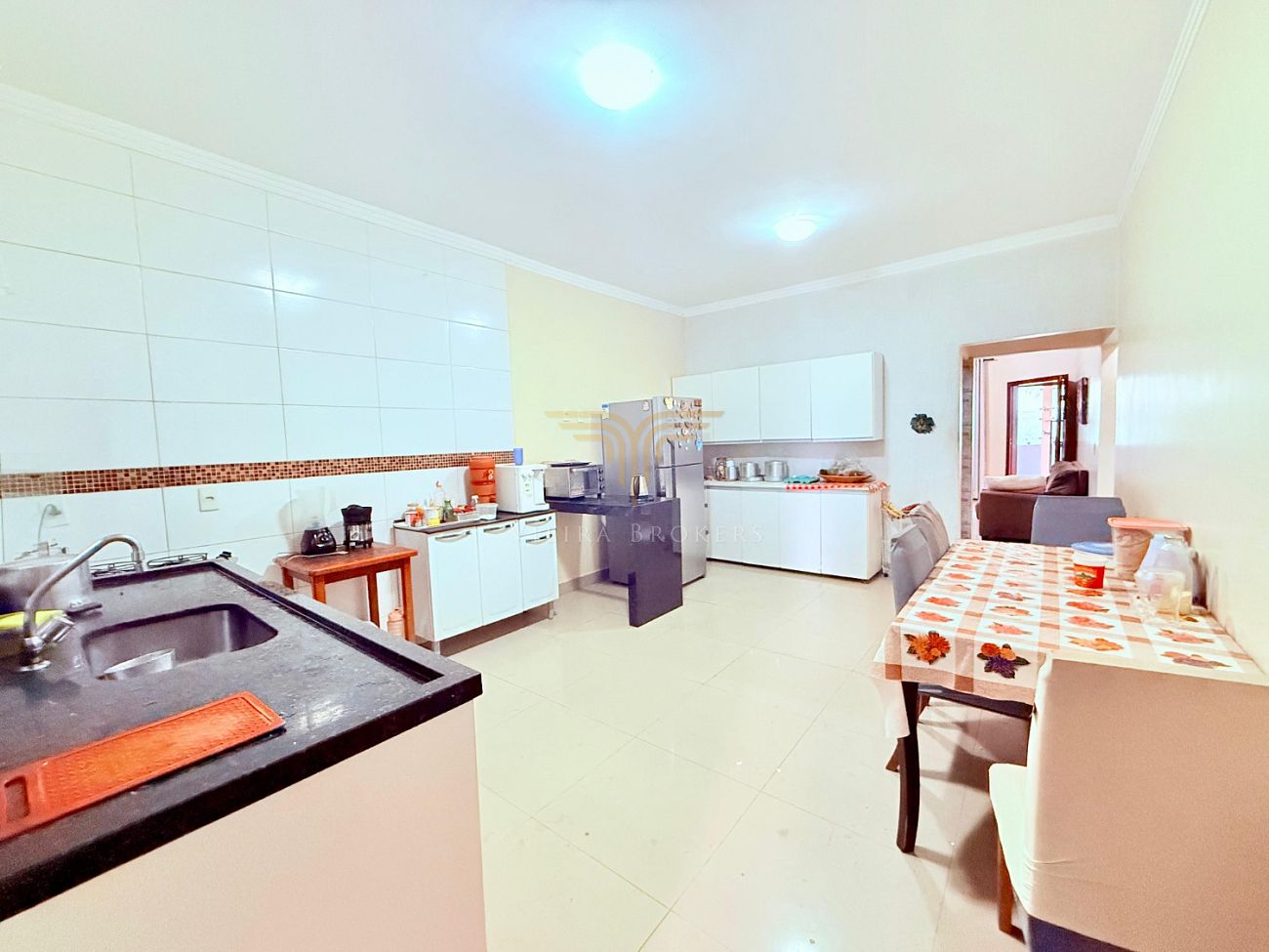Casa de Condomínio à venda com 3 quartos, 280m² - Foto 3