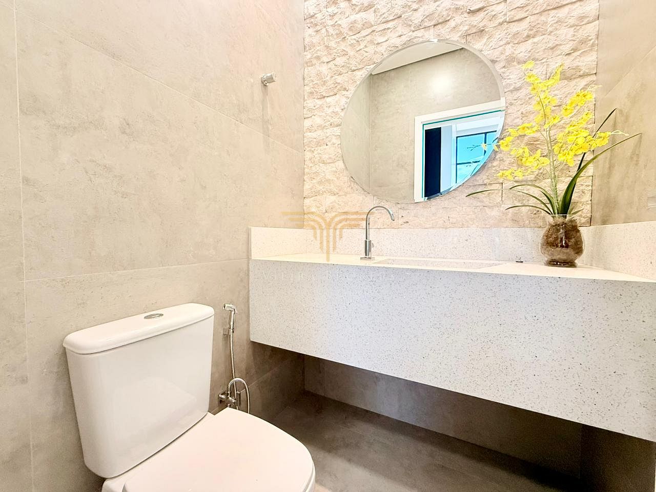 Casa de Condomínio à venda com 4 quartos, 290m² - Foto 4