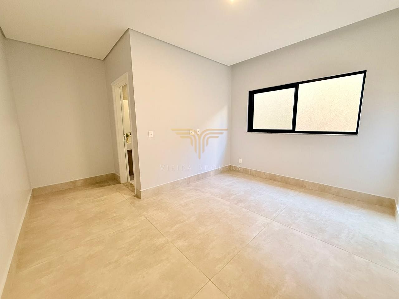 Casa de Condomínio à venda com 4 quartos, 290m² - Foto 12
