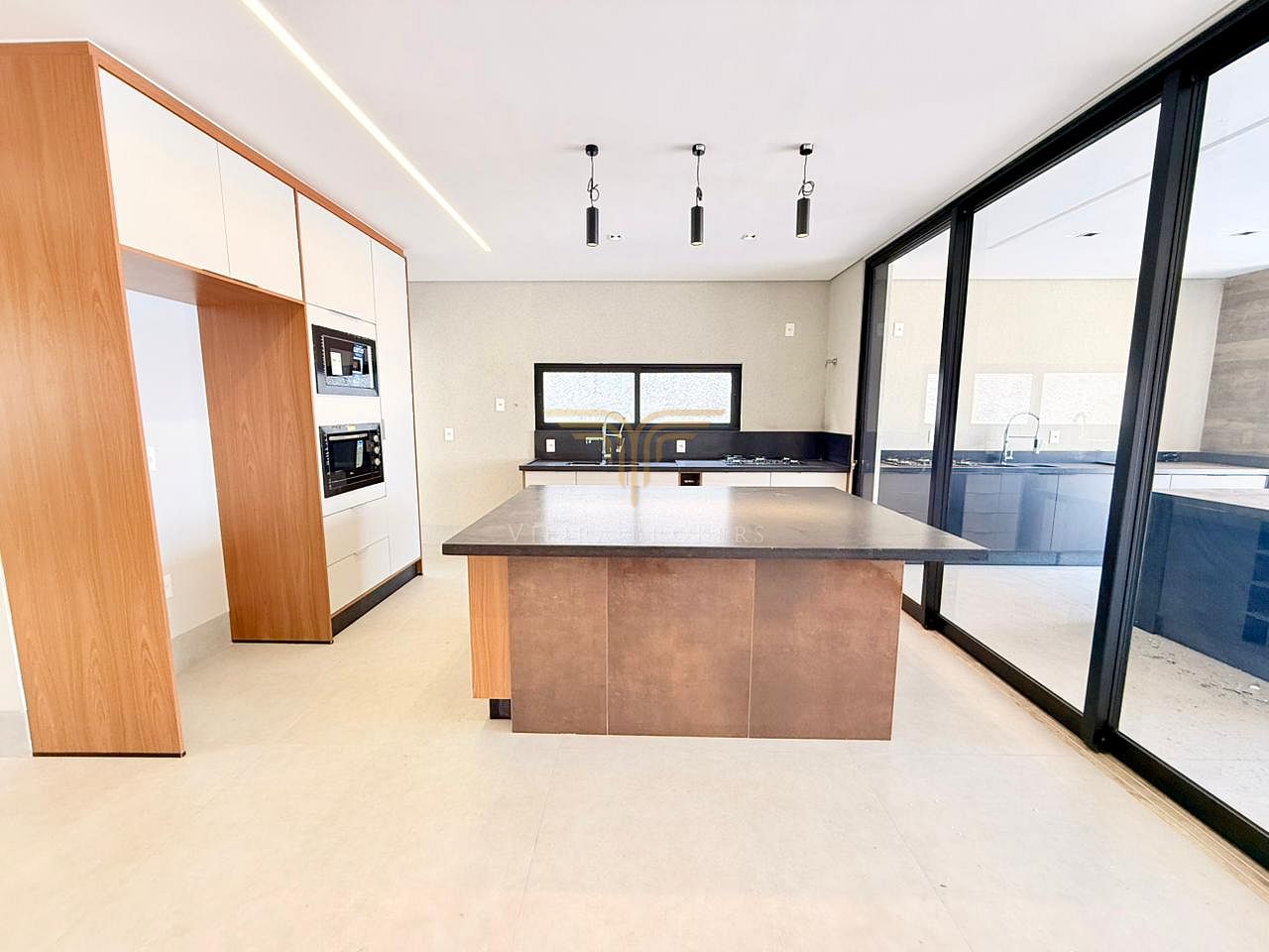 Casa de Condomínio à venda com 3 quartos, 230m² - Foto 8