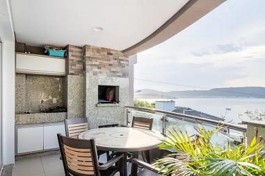 Apartamento com Vista Espetacular da Praia